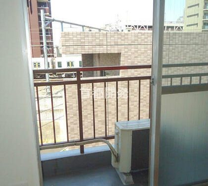 バルコニー バルコニー